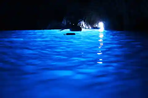 Från Neapel: Blå grottan och Capri-resa
