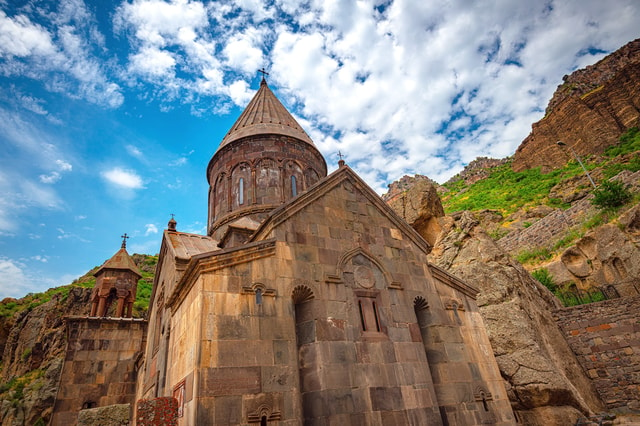 Yerevan: Garni, Geghard & Lake Sevan Tour with Lavash Baking