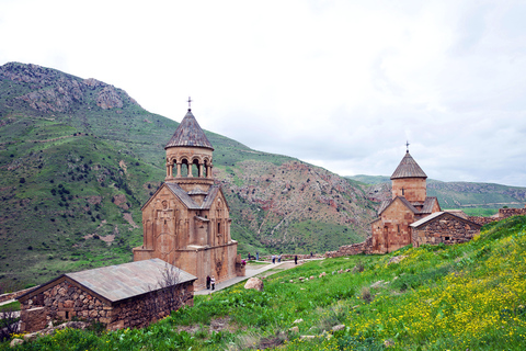 Da Yerevan: Tour di un giorno a Khor Virap, Noravank e TatevYerevan: Monasteri, Ponte del Diavolo e tour della funivia