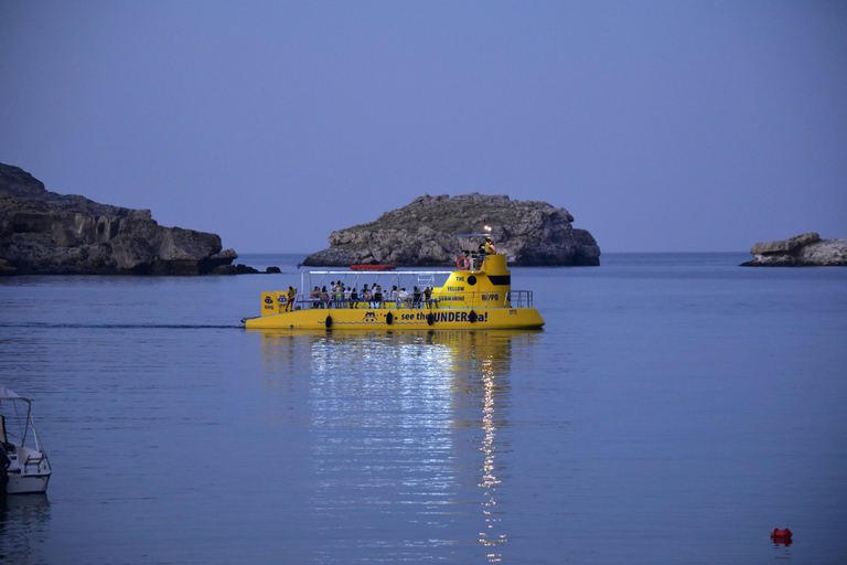 Lindos: Crucero submarino con parada para nadar en la bahía de Navarone