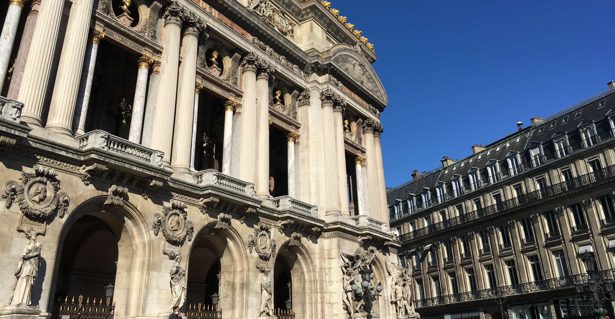 Scavenger Hunt in Paris: Madeleine, Opéra & Place Vendôme