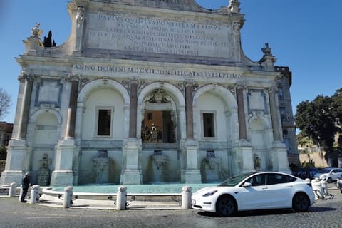 Rome: Private Car Tour
