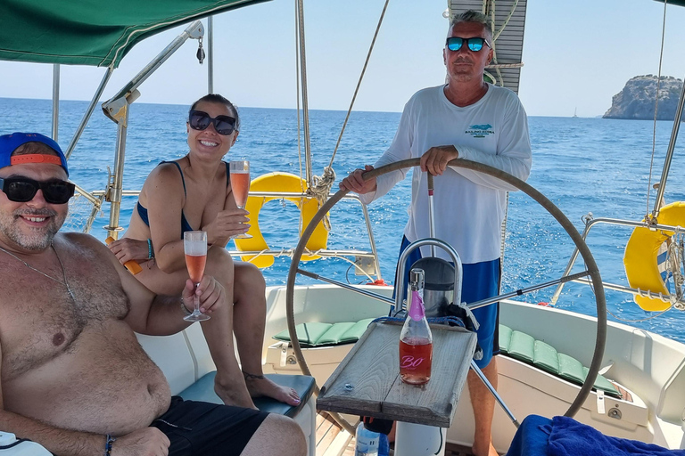 Rhodes Private Luxury Day Cruise Lunch, Coctails, Champagne