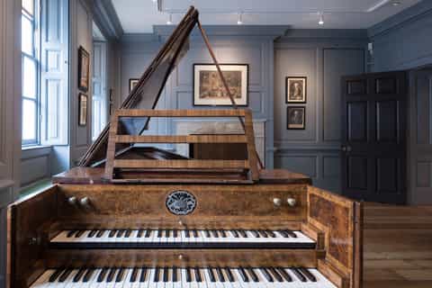 Skip the line: Handel & Hendrix Museum Tickets