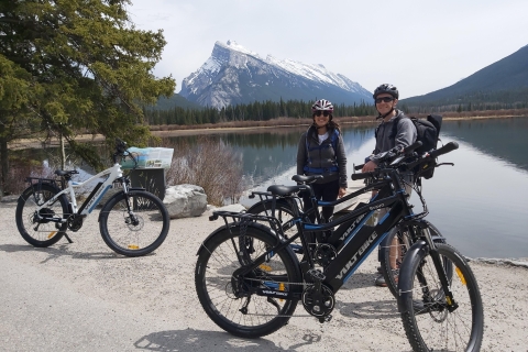 Banff: 4-stündige E-Bike- und Wandertour im Johnston Canyon