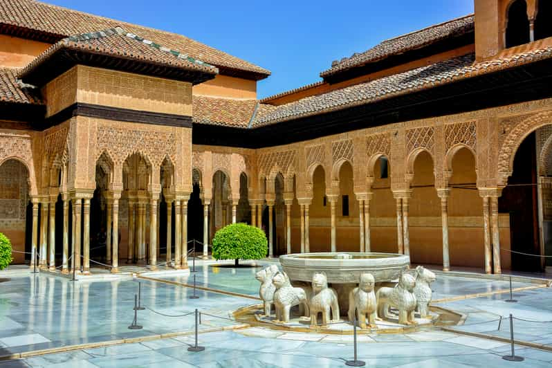 Alhambra: Tour With Nasrid Palaces With Transfer | GetYourGuide