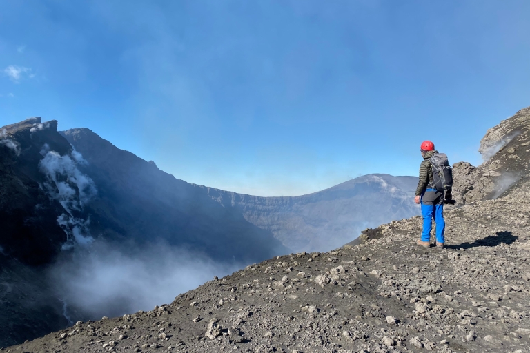 Mt. Etna: Hike to the Top from 2900 Meters & return by 4x4 Mount Etna: Hike to the Top from 2900 Meters
