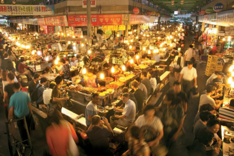 Seoul: Hidden Gems of Evening Tour & Gwangjang Market Pick up at Hongik Uni station exit No.3