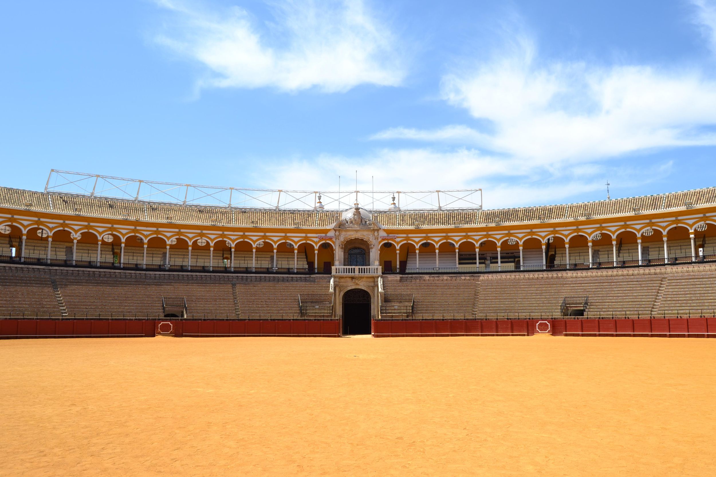 Sevilla: tour por la plaza de toros y el barrio de Santa Cruz