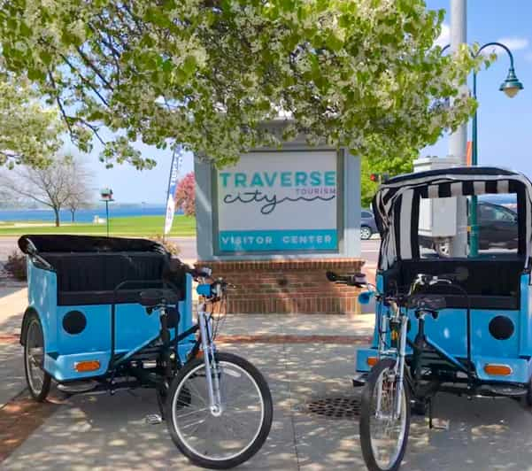 Traverse City: Hi-5 Rickshaw Tour