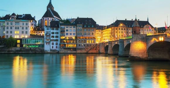 Basel Altstadt Tour mit einem Guide