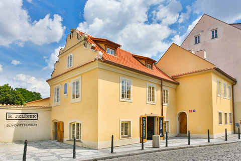 Prag: R. Jelinek Interactive Slivovitz Museum med provsmakningEntrébiljett till Slivovitz-museet med grundläggande provsmakning