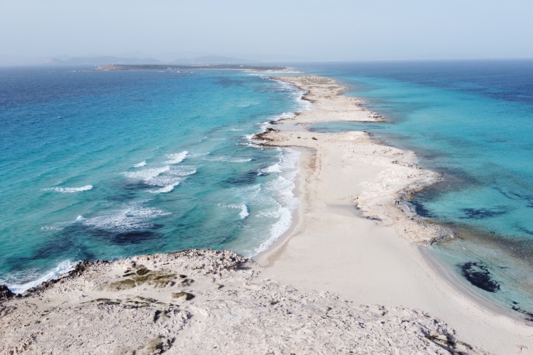 Vanuit Ibiza: dagretour pont naar FormenteraRetourtje zelfde dag vanaf haven van Ibiza