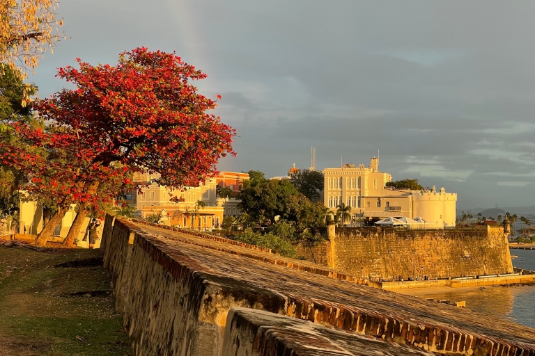 San Juan: recorrido a pie al atardecer por el casco antiguo