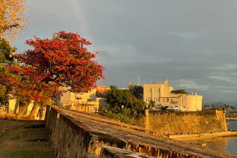 San Juan: Old Town Sunset Walking Tour