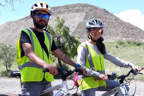 Da Cidade do México: pirâmides de Teotihuacan e passeio de bicicleta
