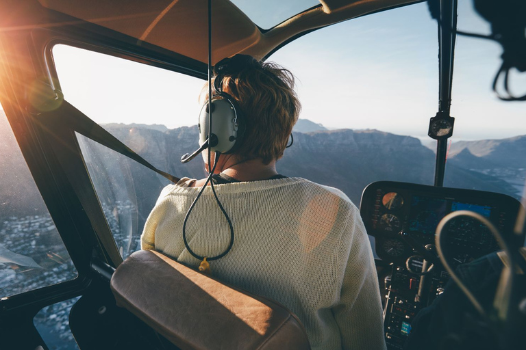 Passeio particular de helicóptero - Rio de janeiro em 20minPasseio de helicóptero privado - 20min (com transfer)