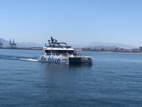 Malaga, voyage en catamaran au coucher du soleil - Housity
