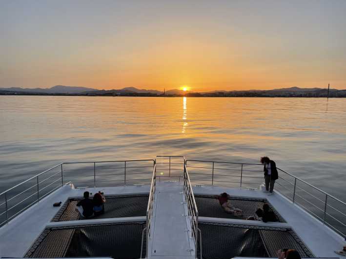 Malaga: tour in catamarano al tramonto