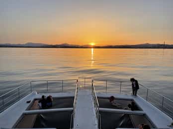 Málaga: Sunset Catamaran Trip