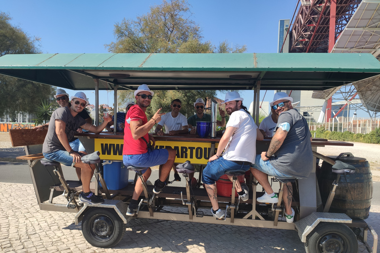 Lisbonne : visite à vélo d'une heure avec bière et sangria