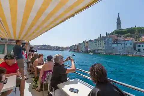 Desde Pula: crucero a Rovinj, fiordo de Lim e isla Roja
