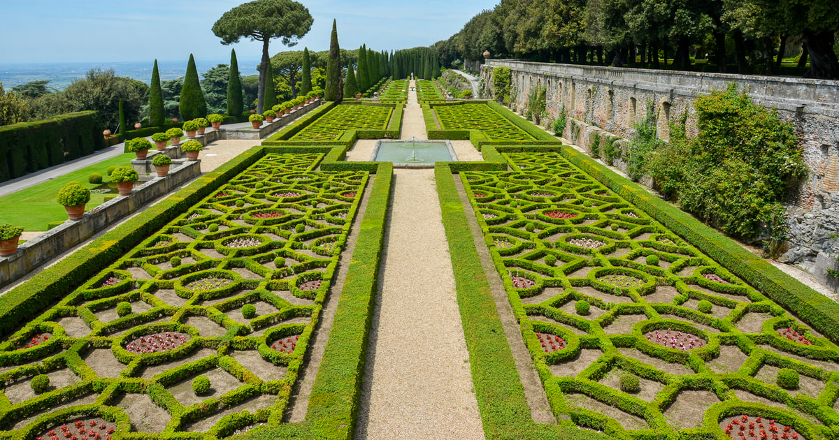 Castel Gandolfo: Papal Palace and Gardens Entrance Ticket | GetYourGuide