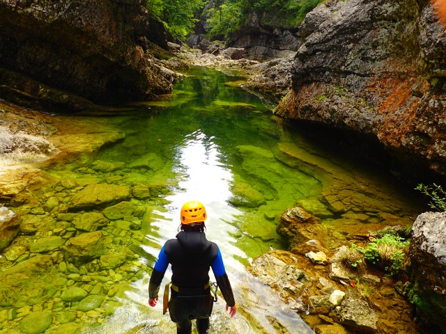 Visit Salzburg 4-Hour Guided Canyoning Trip for Beginners in Salzburgo