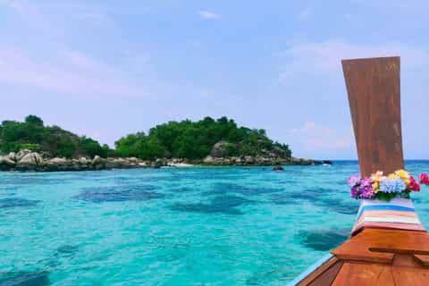 Ko Lipe: passeio de mergulho com snorkel na zona leste de barco longtail