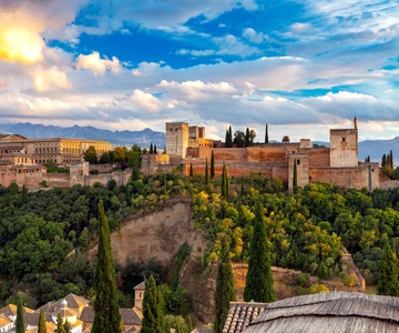 From Costa del Sol: Granada, Alhambra + Nasrid Palaces Tour
