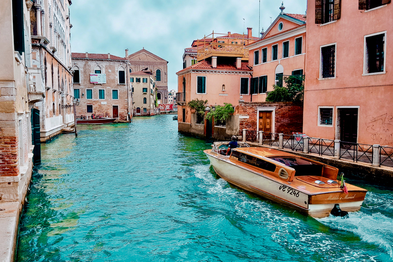 From Venice: 45-Minute Murano Glassmaking Private Tour