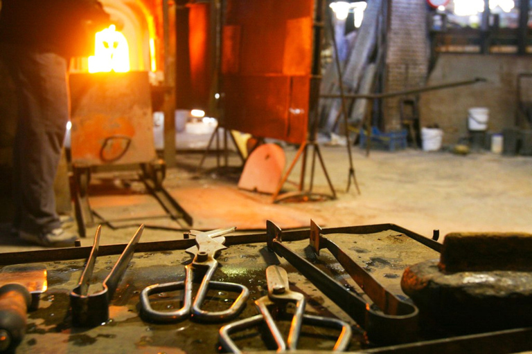 From Venice: 45-Minute Murano Glassmaking Private Tour