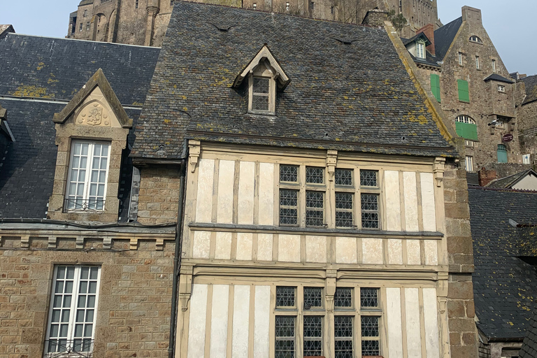 Mont Saint Michel: wandeltocht en optioneel ticket voor de abdijRondleiding in het Frans Zonder abdijticket