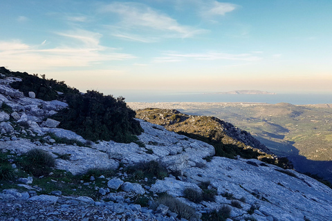 Creta: Land Rover Safari na Montanha Sagrada com almoço