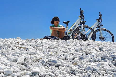 Pisa: Tour autoguiado al mar en E-Bike