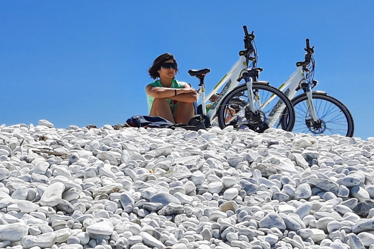 Pisa: zelfgeleide tour naar de zee per e-bikeZelfgeleide tour per e-bike
