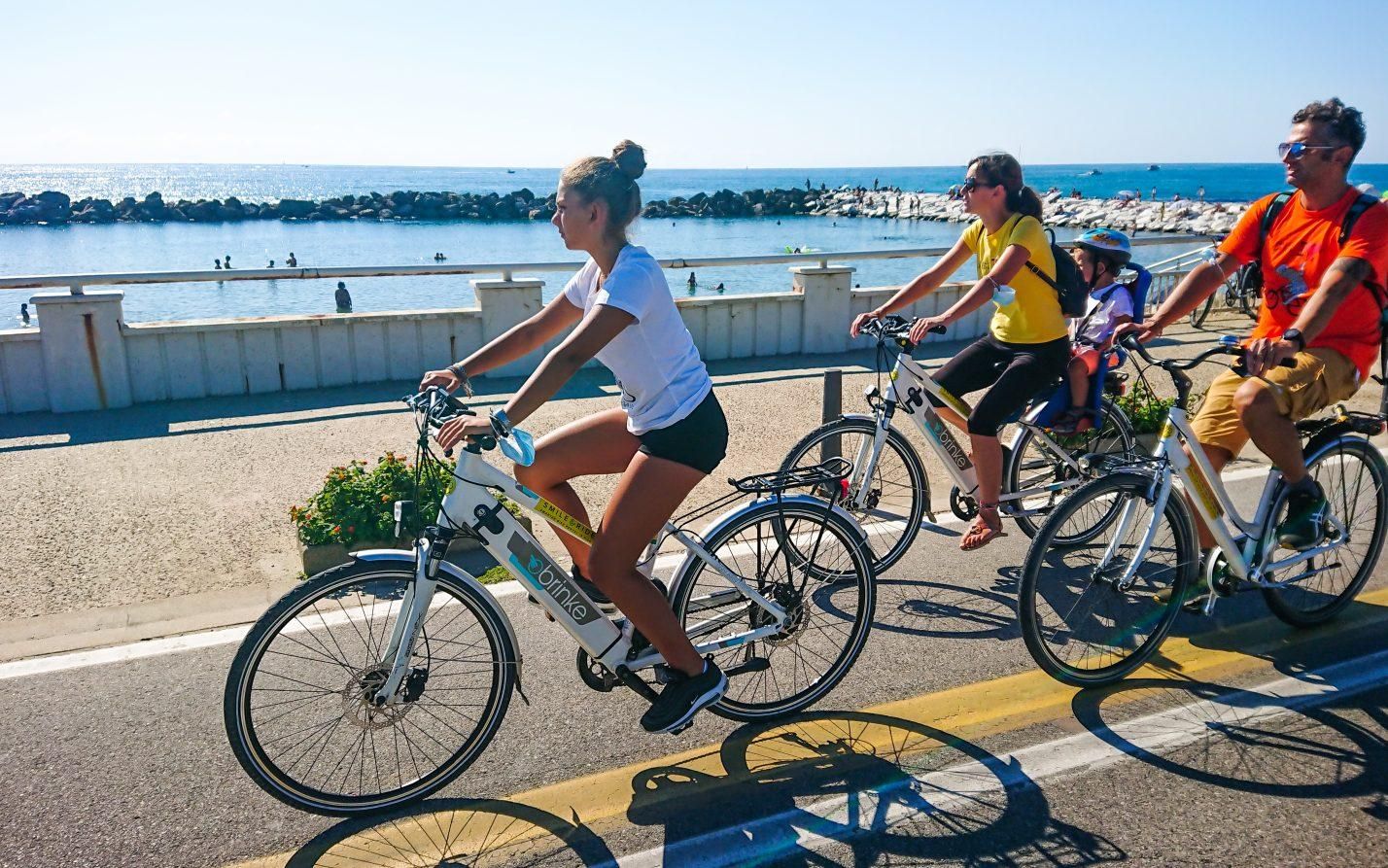 Pisa: Selbstgeführte Tour zum Meer mit dem E-Bike