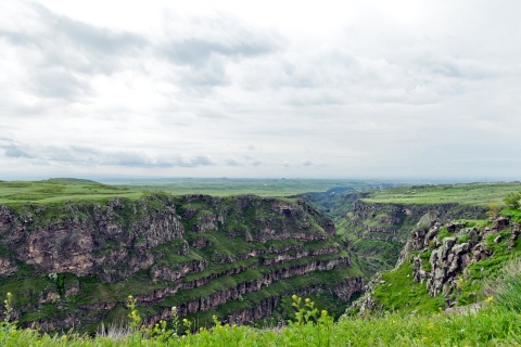 Armenia: excursión de un día a Amberd, Alphabet Alley y SaghmosavankArmenia: excursión de un día a Amberd, el lago Kari y Saghmosavank