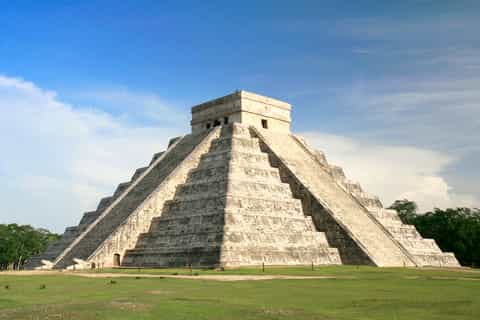 Mérida: Chichén Itzá & Outdoor Sports in Cenote Spring