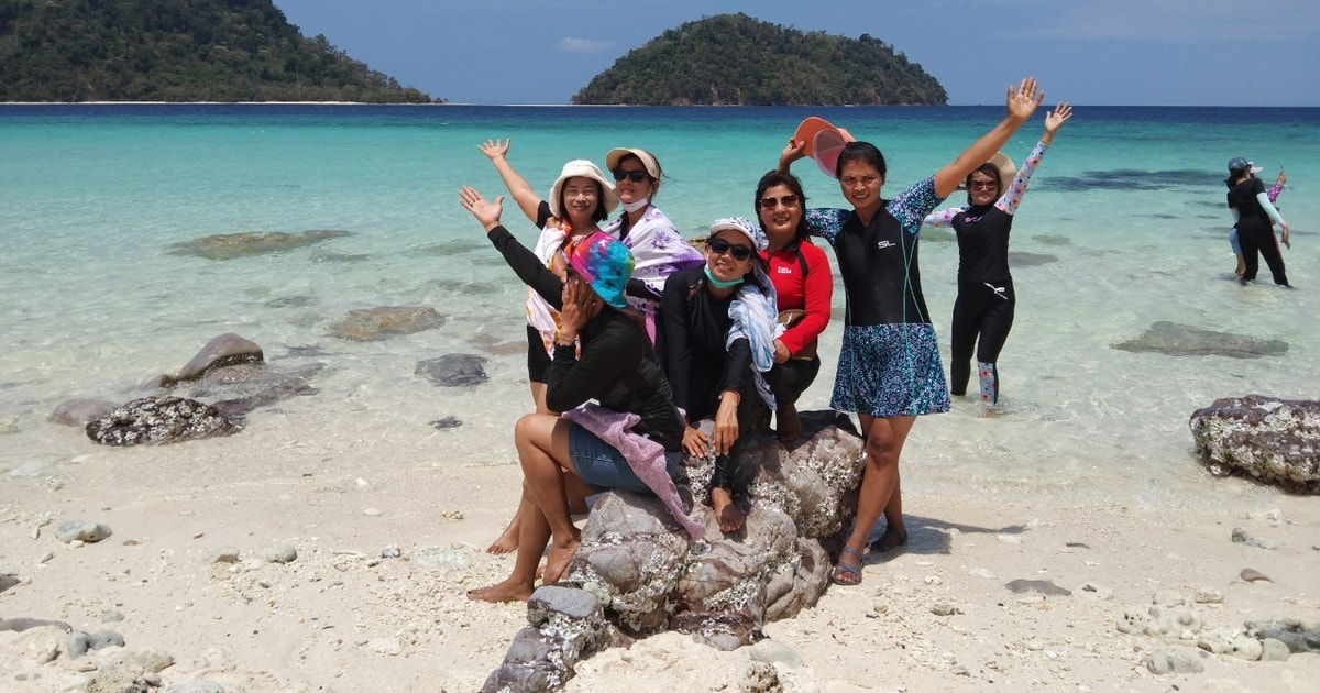 Join Speedboat + Join Snorkeling Outside Zone at Koh Lipe GetYourGuide