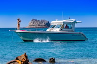 Du port de Kissamos, croisière en bateau privé à Balos & Gramvousa - Hizvo