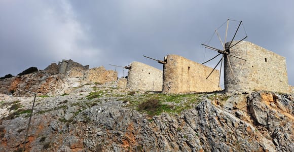 Small Group Guided Tour to Zeus Cave and Lasithi Plateau