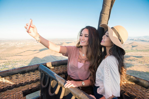 Tucson: Hot Air Balloon Ride with Champagne and Breakfast Tucson - Shared Morning Balloon Flight
