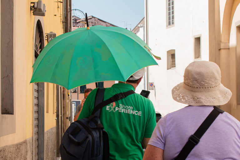 Depuis le port de Livourne : transfert vers Pise et LucquesTransfert avec visite à pied à Lucca