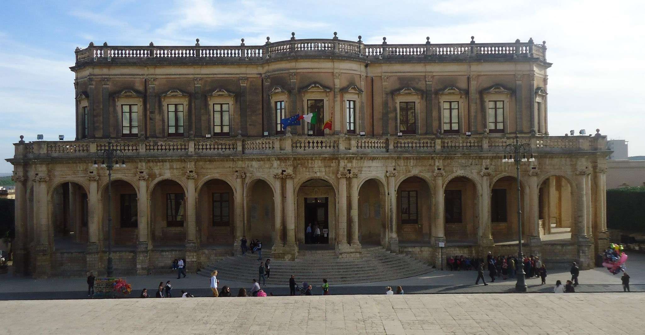 Von Catania, Syrakus und Noto Kultur und Geschichte Tour - Hizvo