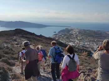 Santorini: Fira to Oia Caldera Hike with Guide