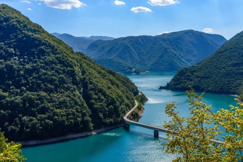 Montenegro: rafting en aguas dulces del río TaraRápidos del río Tara: actividad privada de rafting