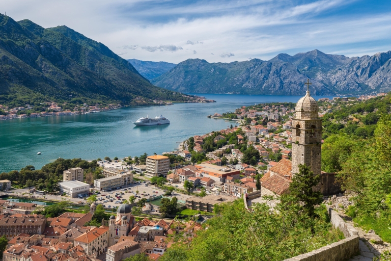 Montenegro: Kotor, Perast, privétour Our Lady of the RocksBoka Bay: Private Shore Excursion