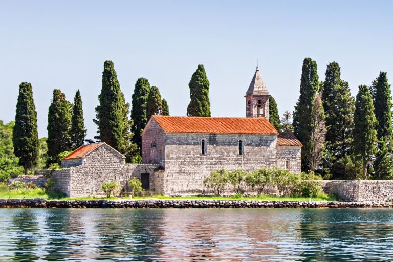 Montenegro: tour privado Kotor, Perast, Virgen de las rocasBoka Bay: excursión privada a la costa