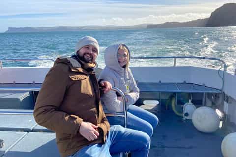 From Belfast: Full-Day Giants Causeway Land and Boat Tour